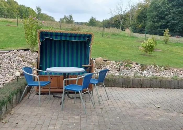 Neu! Unter Reet Am Wald Auf Rügen Apartment